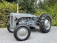 1951 ferguson te20 oldtimer tractor - afbeelding 19 van  37