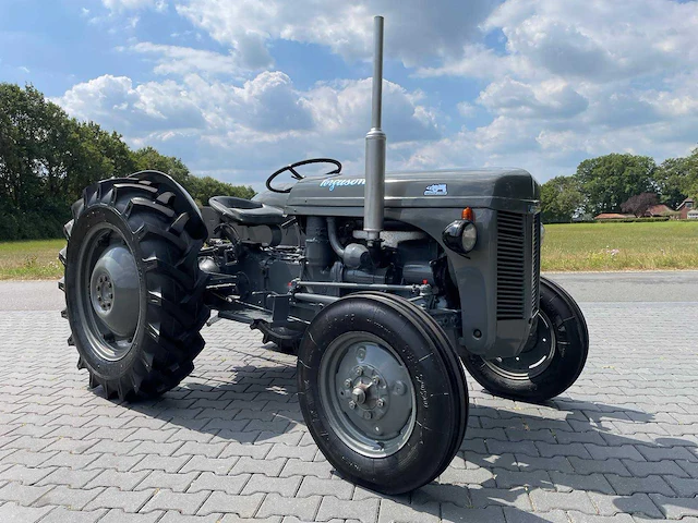 1951 ferguson te20 oldtimer tractor - afbeelding 29 van  37