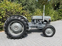1951 ferguson te20 oldtimer tractor - afbeelding 13 van  37