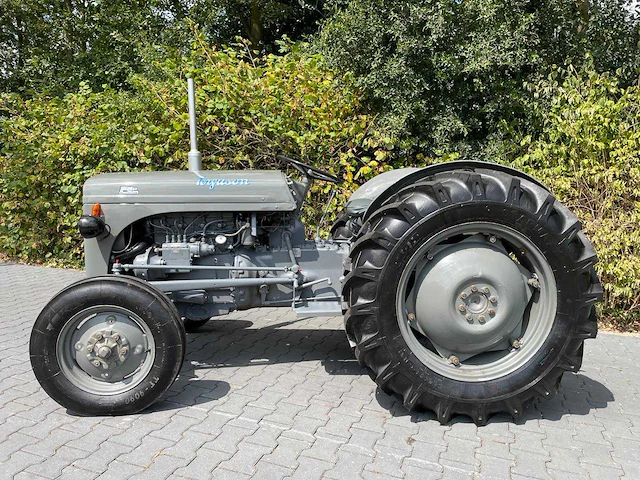 1951 ferguson te20 oldtimer tractor - afbeelding 22 van  37