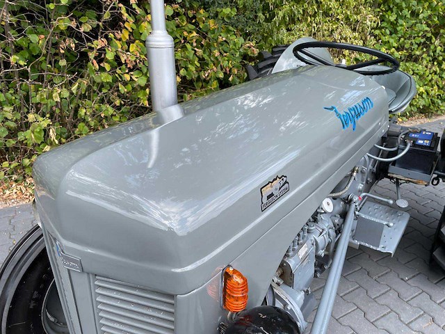 1951 ferguson te20 oldtimer tractor - afbeelding 2 van  9
