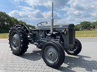 1951 ferguson te20 oldtimer tractor - afbeelding 18 van  23