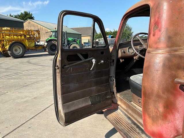 1952 chevrolet 3100 pick-up personenauto - afbeelding 20 van  40