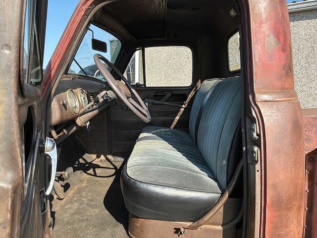 1952 chevrolet 3100 pick-up personenauto - afbeelding 21 van  40