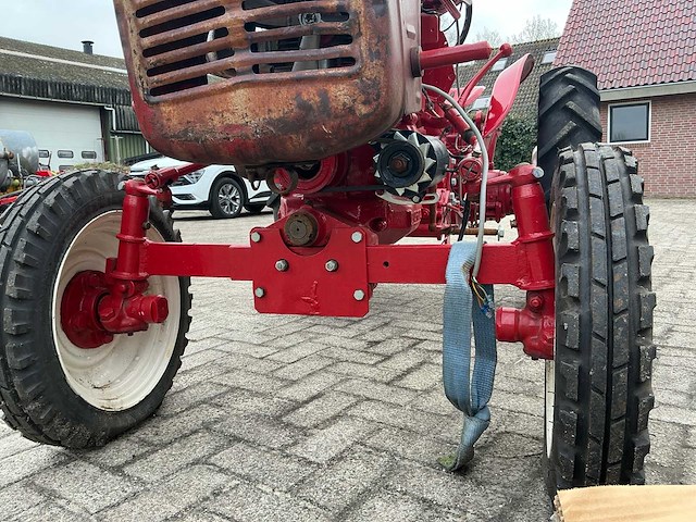 1952 energic 511 oldtimer tractor - afbeelding 16 van  25