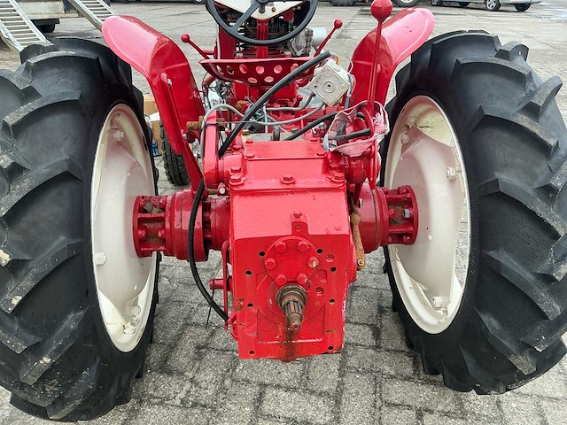 1952 energic 511 oldtimer tractor - afbeelding 7 van  25