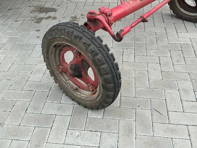 1952 farmall super fc oldtimer tractor - afbeelding 3 van  57