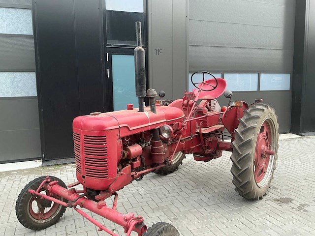 1952 farmall super fc oldtimer tractor - afbeelding 26 van  57