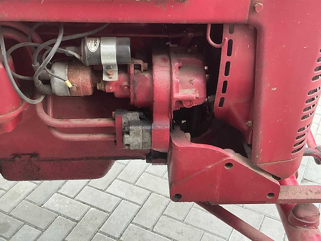 1952 farmall super fc oldtimer tractor - afbeelding 41 van  57