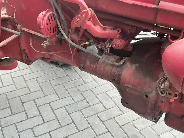 1952 farmall super fc oldtimer tractor - afbeelding 42 van  57