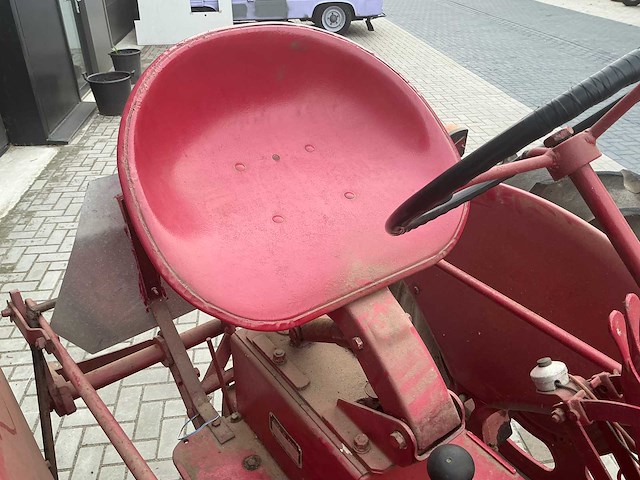 1952 farmall super fc oldtimer tractor - afbeelding 43 van  57