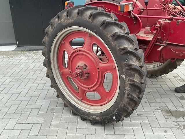 1952 farmall super fc oldtimer tractor - afbeelding 4 van  38