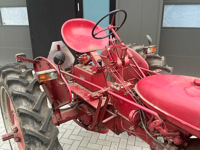 1952 farmall super fc oldtimer tractor - afbeelding 10 van  38