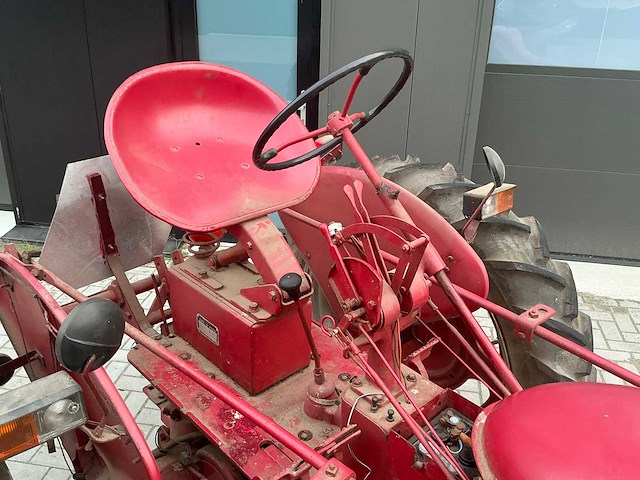 1952 farmall super fc oldtimer tractor - afbeelding 11 van  38