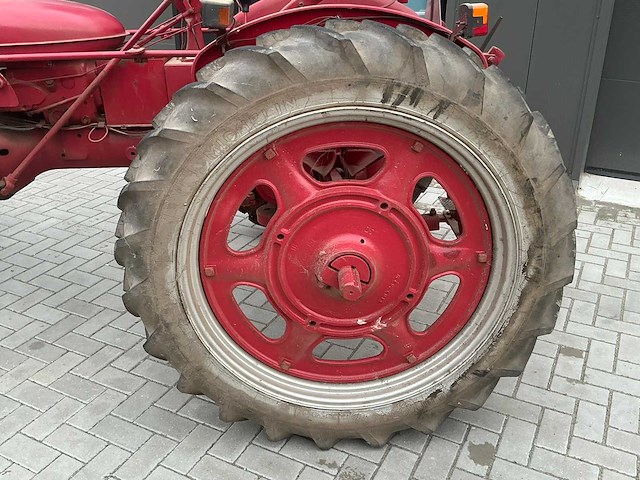 1952 farmall super fc oldtimer tractor - afbeelding 33 van  38