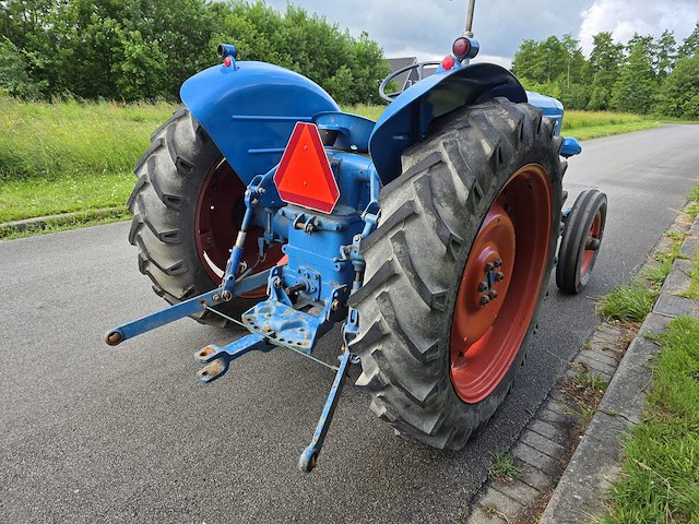 1952 fordson oldtimer tractor - afbeelding 14 van  16
