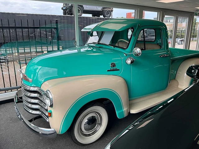 1953 - chevrolet - 3100 pick-up - . - personenauto - afbeelding 1 van  36
