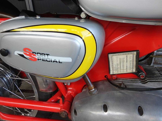 1953 benelli leoncino 125cc | italian classic motorcycle - afbeelding 16 van  23
