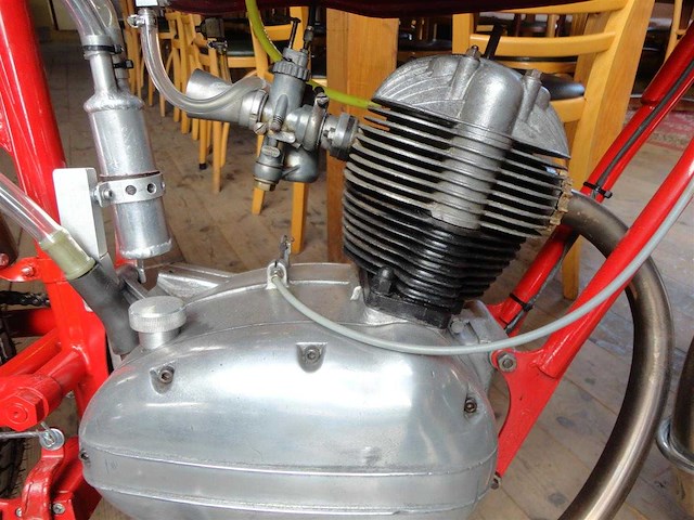 1953 benelli leoncino 125cc | italian classic motorcycle - afbeelding 15 van  16