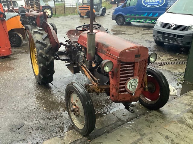 1953 ferguson tef oldtimer tractor - afbeelding 3 van  6