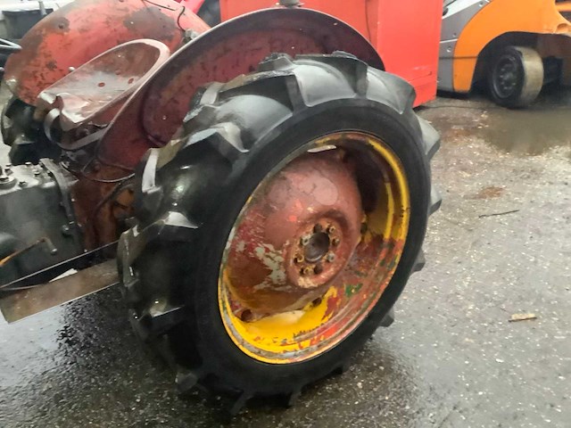 1953 ferguson tef oldtimer tractor - afbeelding 6 van  6