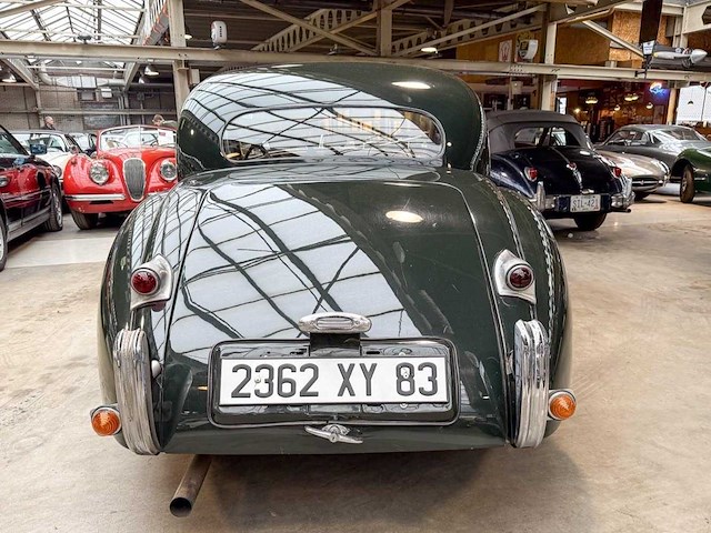 1953 jaguar xk120 coupe | british classic sports car - afbeelding 16 van  17