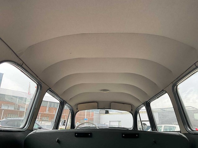 1953 peugeot 203 u6 commercial oldtimer - afbeelding 28 van  37