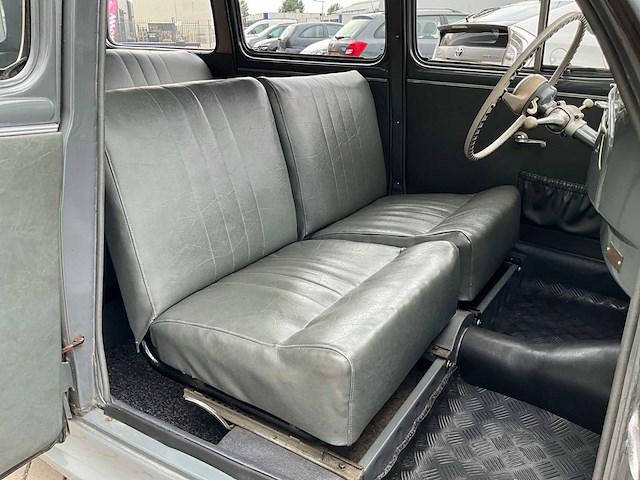 1953 peugeot 203 u6 commercial oldtimer - afbeelding 7 van  33
