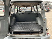 1953 peugeot 203 u6 commercial oldtimer - afbeelding 17 van  33