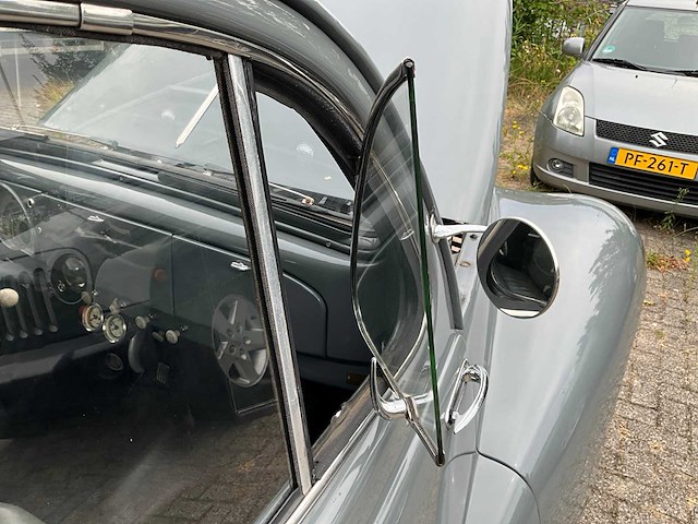 1953 peugeot 203 u6 commercial oldtimer - afbeelding 25 van  33