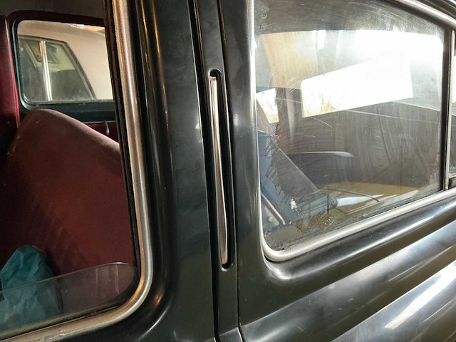 1953 vanguard standard 20.s. series 2, fisholow body - afbeelding 25 van  50