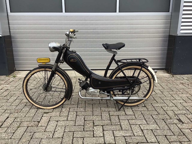 1954 batavus bilomet fp50 brommer - afbeelding 8 van  15