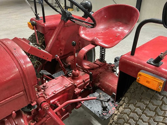 1954 fahr d90h oldtimer tractor - afbeelding 15 van  15