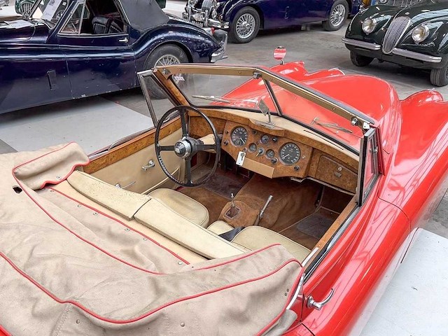 1954 jaguar xk120 dhc | british classic sports car - afbeelding 2 van  44