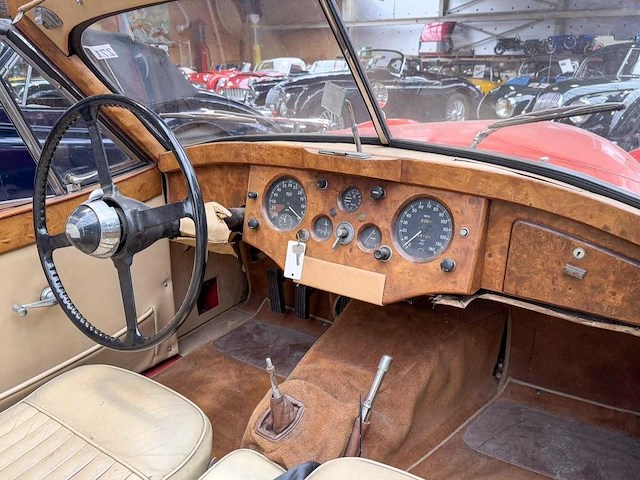 1954 jaguar xk120 dhc | british classic sports car - afbeelding 3 van  44