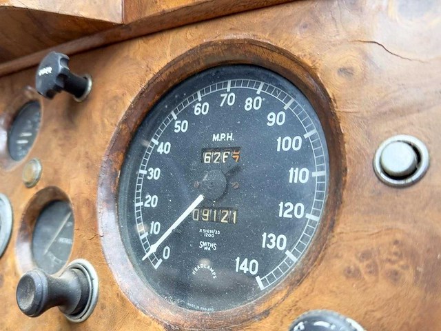 1954 jaguar xk120 dhc | british classic sports car - afbeelding 9 van  44