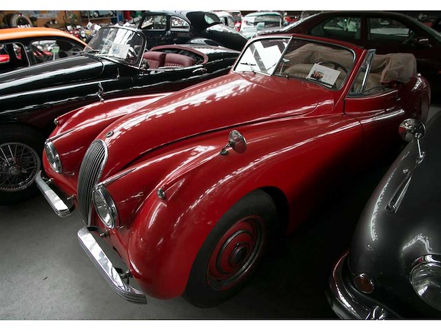 1954 jaguar xk120 dhc | british classic sports car - afbeelding 14 van  44