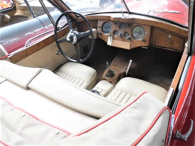 1954 jaguar xk120 dhc | british classic sports car - afbeelding 23 van  44