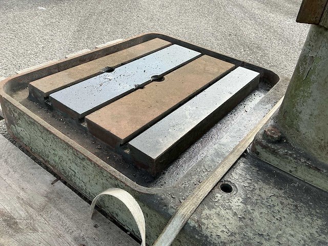 1954 veb bt 16 kolomboormachine - afbeelding 2 van  14