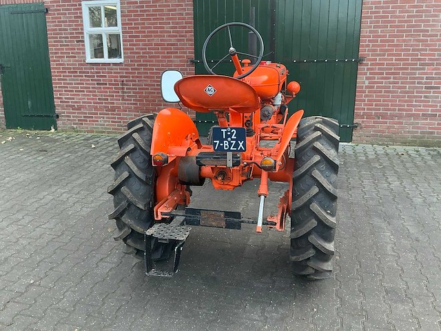 1955 allis chalmers oldtimer tractor - afbeelding 25 van  30