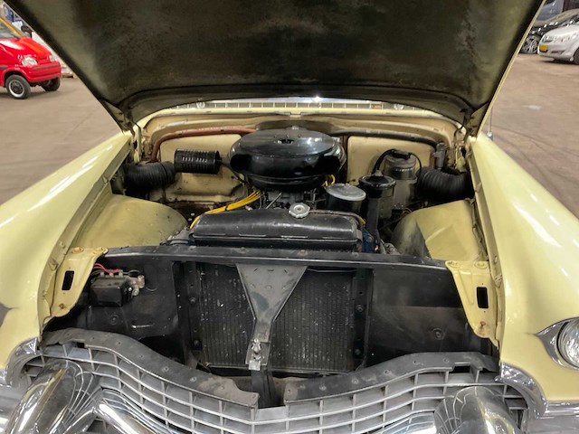 1955 cadillac coupe de ville oldtimer - afbeelding 35 van  46