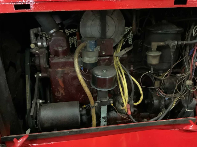 1955 clark fct-30 oldtimer tractor lpg/benzine - afbeelding 18 van  25