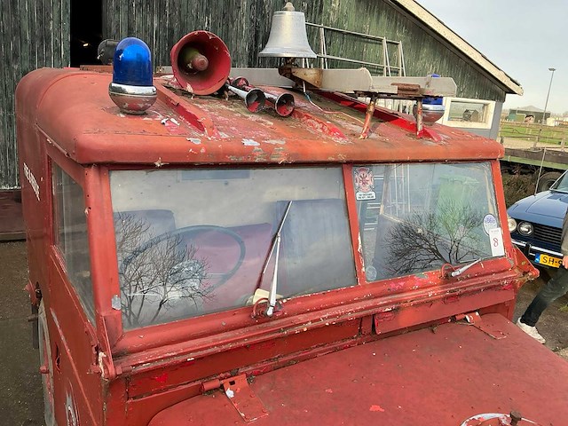 1955 land rover 80 series 1 brandweervoertuig 4x4 - afbeelding 16 van  33