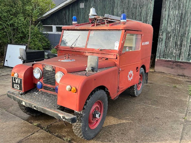 1955 land rover 80 series 1 brandweervoertuig 4x4 - afbeelding 1 van  33