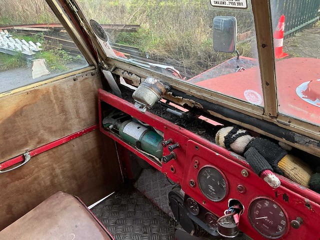 1955 land rover 80 series 1 brandweervoertuig 4x4 - afbeelding 10 van  33