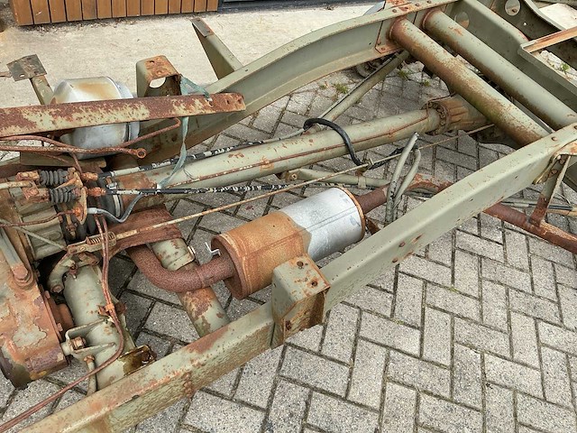 1955 mercedes-benz unimog 404.114 chassis en versnellingsbak - afbeelding 7 van  19