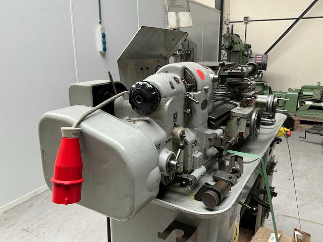 1955 schaublin 102 vm universele draaibank - afbeelding 9 van  15