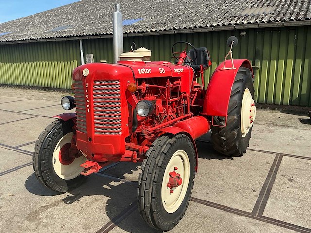 1955 zetor super 50 oldtimer tractor - afbeelding 1 van  25