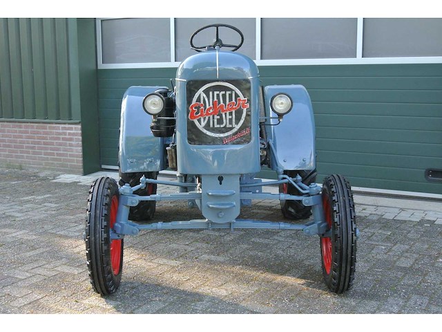 1956 eicher ekl15 oldtimer tractor - afbeelding 1 van  2