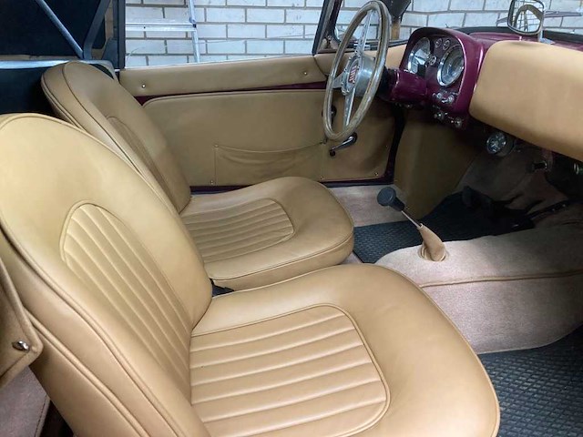 1956 fiat 1100 tv spider | italian classic roadster - afbeelding 15 van  70